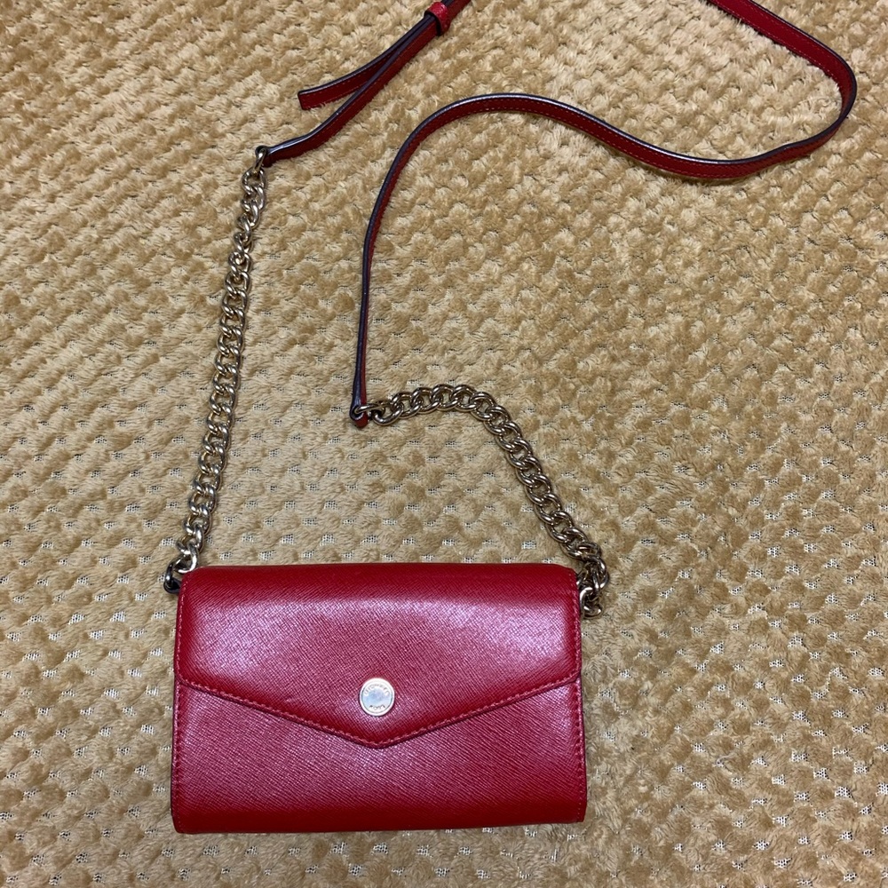 Michael Kors wallet on chain